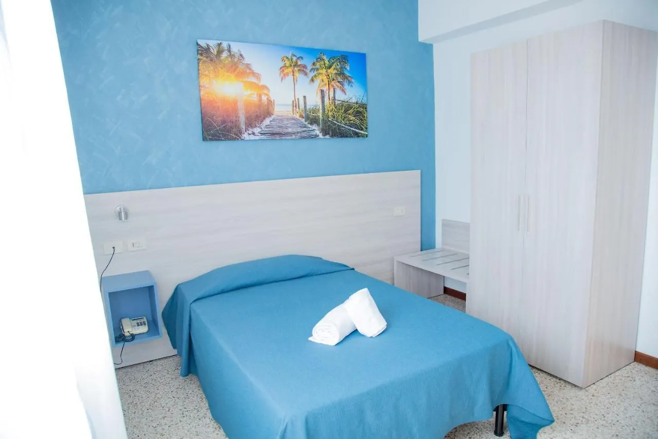 Hotel Laura Cavallino-Treporti 0*,